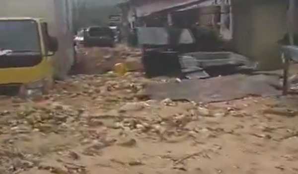 10 killed, 10 missing in floods, landslides in western Indonesia