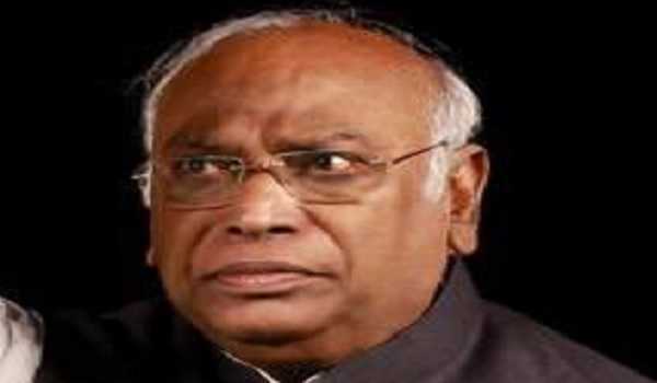 After Arun Goel quits; Kharge asks Election Commission or Election Omission