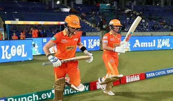 Gujarat Giants register 8-run win against UP Warriorz