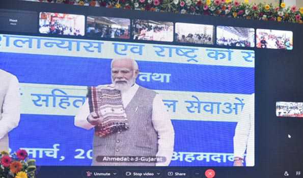 Modi lays foundation stone, dedicates to nation 6,000 Railway projects worth over Rs 85,000 Cr
