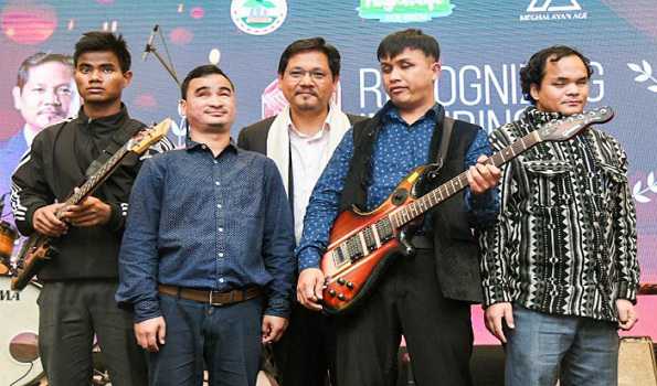 Meghalaya CM felicitates ‘inspiring artists’