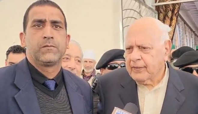 No issue of seat sharing in J&K: Farooq Abdullah