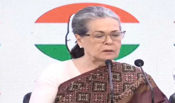 PM Modi using ways to cripple Cong financially: Sonia Gandhi