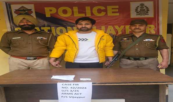 Police nab criminal with pistol, live cartridges in J&K’s Samba