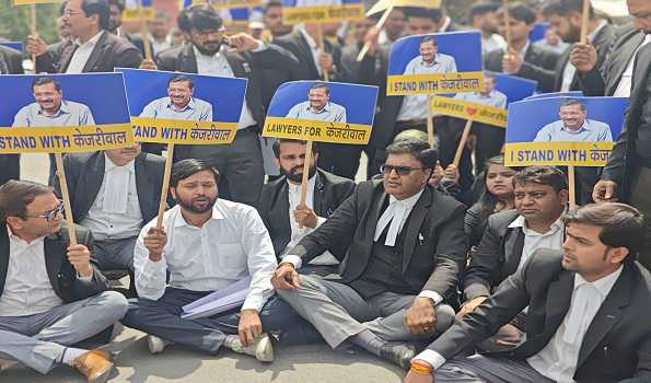 Delhi HC warns lawyers protesting against Kejriwal’s arrest of dire consequences