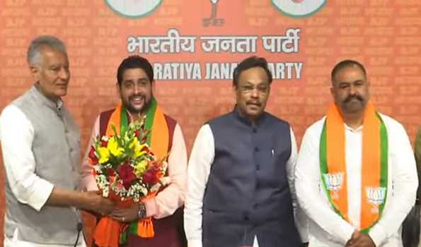 AAP LS MP from Jalandhar Sushil Kumar Rinku joins BJP