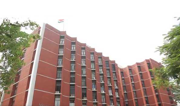 ECI rejects Maha Cong LS nominee's caste certificate