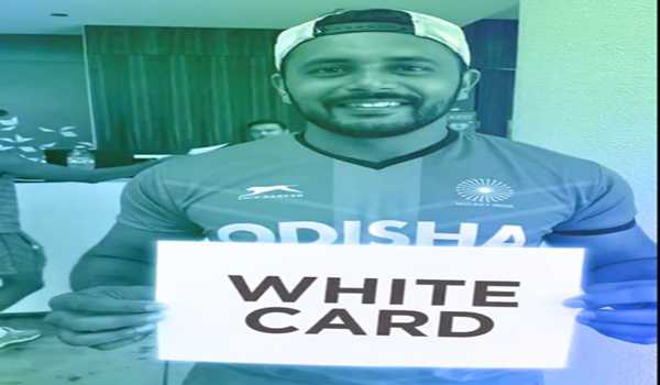 Indian Hockey Captains call for global peace & harmony through WhiteCard campaign