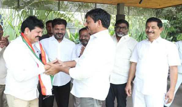 BRS MLA joins Congress party