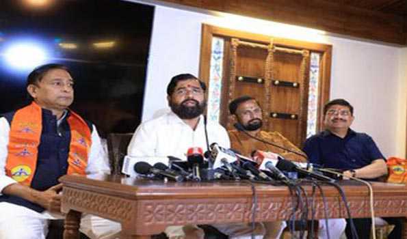 Maha Congress spokesperson Raju Waghmare joins Shiv Sena (Shinde)