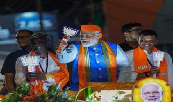 PM Modi holds massive roadshow in Mangaluru