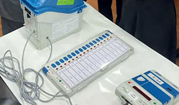First batch of polling teams with EVMs, VVPATs airlifted in Arunachal