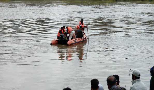 Srinagar: Several missing as boat capsizes in Jhelum