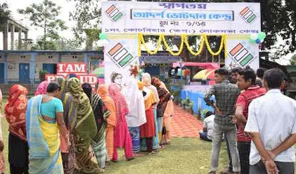 Bengal casts 33 pc votes in 4 hrs across three LS seats