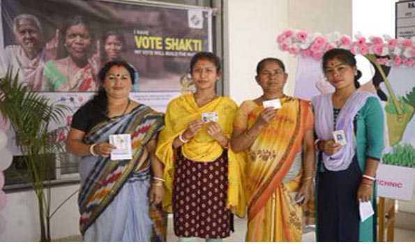 Bengal casts 50.96 pc votes till 1 PM across 3 LS seats