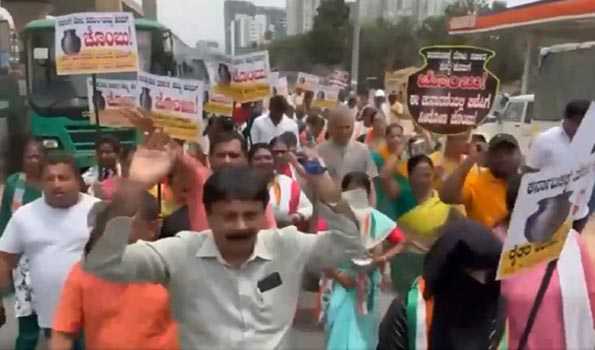 Cong protests over non-release of relief funds to Karnataka ahead of PM Modi's Bengaluru visit