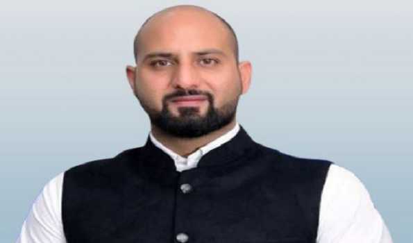 Azad-led party announces its candidate for Srinagar