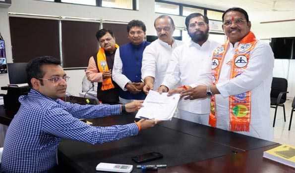 Maha: Mahayuti's candidate Shrirang Barne files nomination from Maval LS constituency