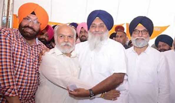 Badal welcomes former Punjab Pradesh Congress chief in SAD