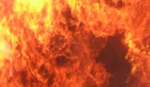 Major fire destroys medicine-cum-chemical godown in Bengal