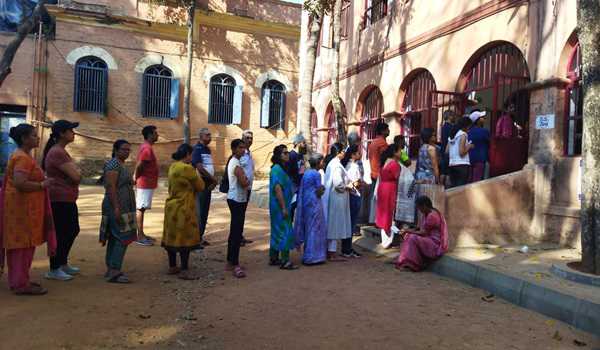 Karnataka records 22.3 pc voter turnout by 11 am