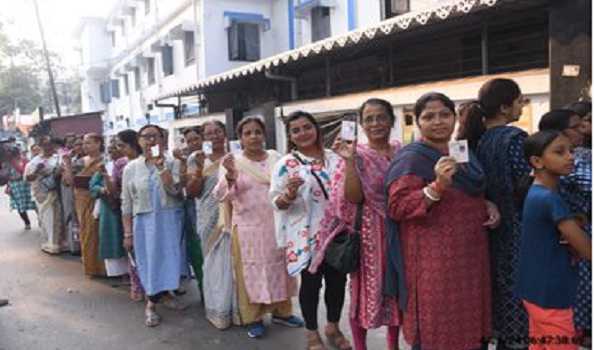 Around 47.29 pc polling in three LS seats in Bengal till 1 PM