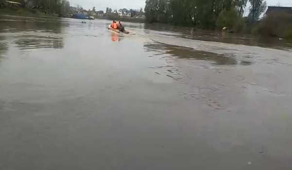 Srinagar boat capsize tragedy: Another boy’s body found, death toll mounts to 8