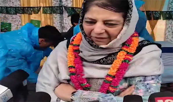 JK :Mehbooba appeals ECI not to defer elections in Anantnag-Rajouri LS seat