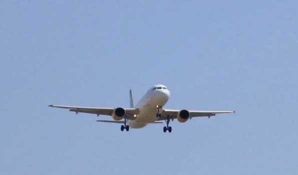 Airlines oppose EU plans to monitor non-CO2 emissions - Reports