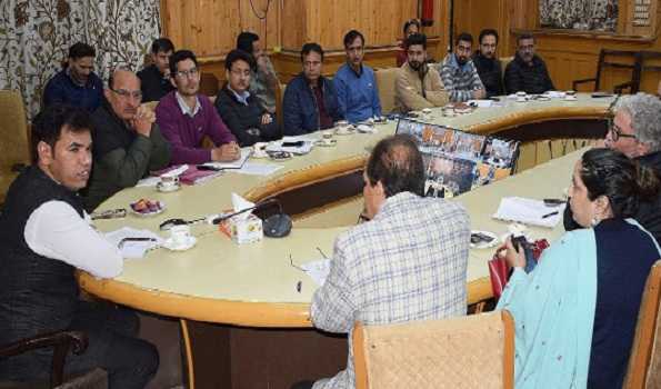 Heavy rains:  Schools to remain closed  in Kashmir tomorrow - Div Com Bidhuri