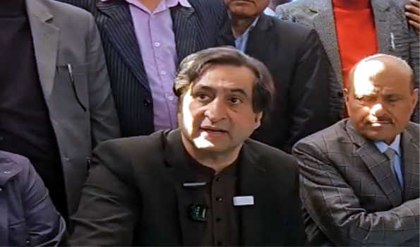 Lone files nomination from Baramulla, says Kashmir deserve to be represented by different voice