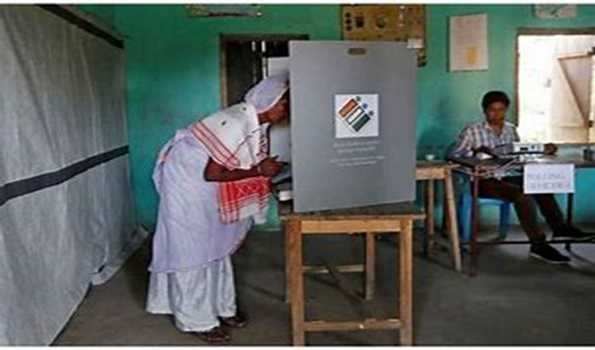 An estimated 60 percent electorate exercised their franchise during the third phase of election in Bihar