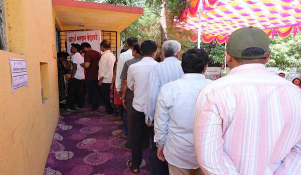 Maha: Approx 61.44 pc polling till 6 pm in 11 constituencies of third phase