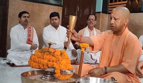 Yogi performs Rudrabhishek on Akshaya Tritiya