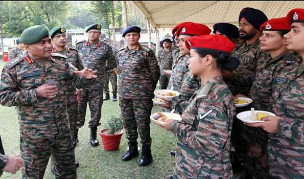 Army Chief visits Command Hospital in J&K