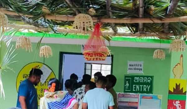 Polling underway on 4 LS & 28 Assembly seats in Odisha