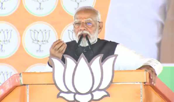 None can snatch reservation from SCs, STs and OBCs till am alive : PM