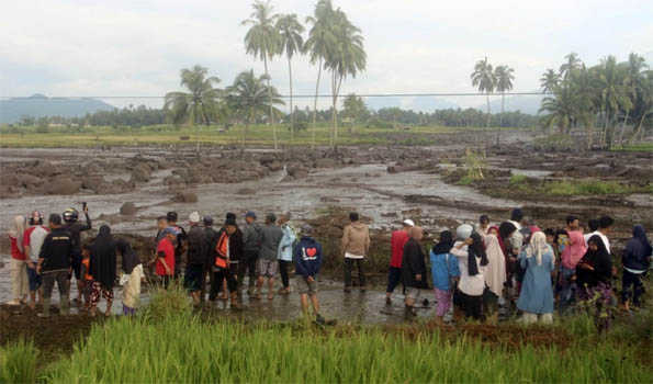44 dead, 15 missing in Indonesia