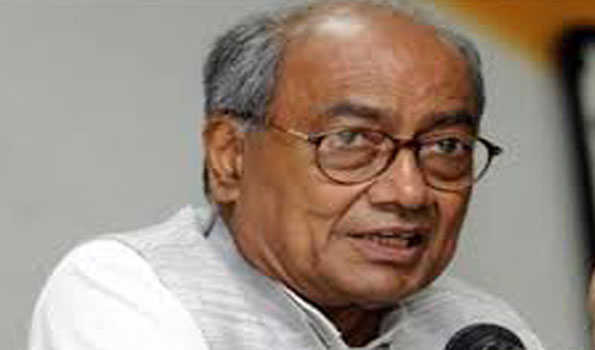 BJP does politics of hatred: Digvijay Singh
