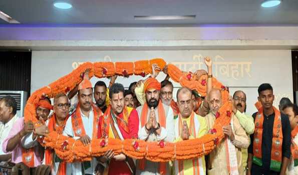 Several Congress leaders join BJP in Bihar