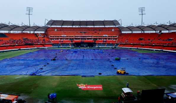 Rain washes out play as SRH qualify for playoffs