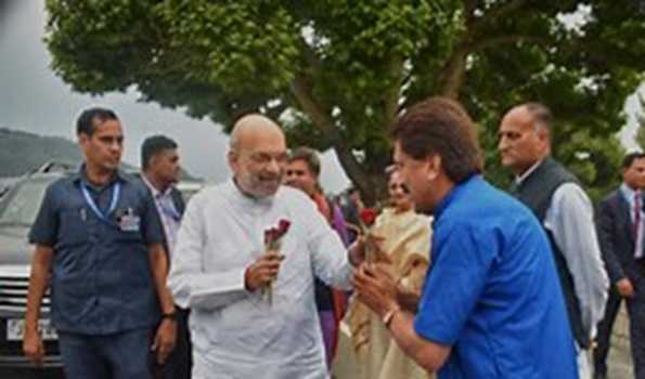 Home Minister Amit Shah meets Pahari delegation in Srinagar