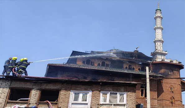 Mosque damaged in Srinagar fire