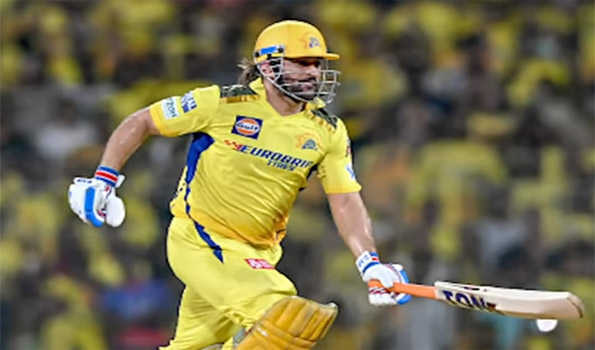 Hussey hopes for Dhoni