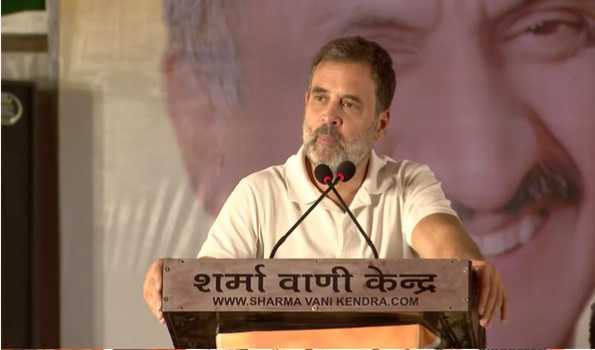 Cong & AAP join hands to save constitution: Rahul