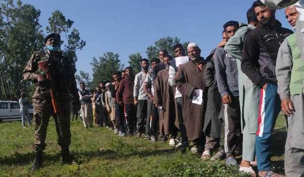 Voters queue up as polling gets underway in J&K
