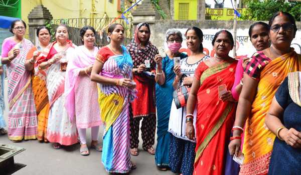 Bengal records around 15.35 pc polling till 9 AM