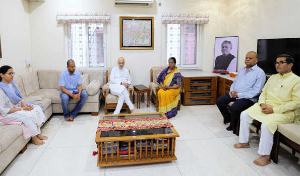 Amit Shah offers homage to late Sushil Modi at his residence in Patna