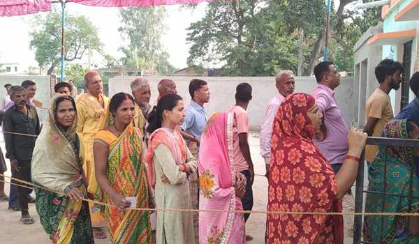 UP: Around 27 pc votes polled till 11 am