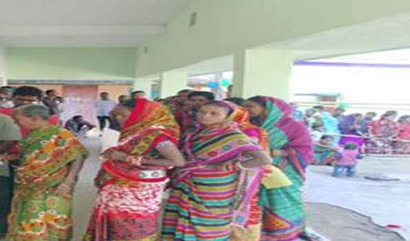 Odisha records 48.44 percent polling  till 3 pm